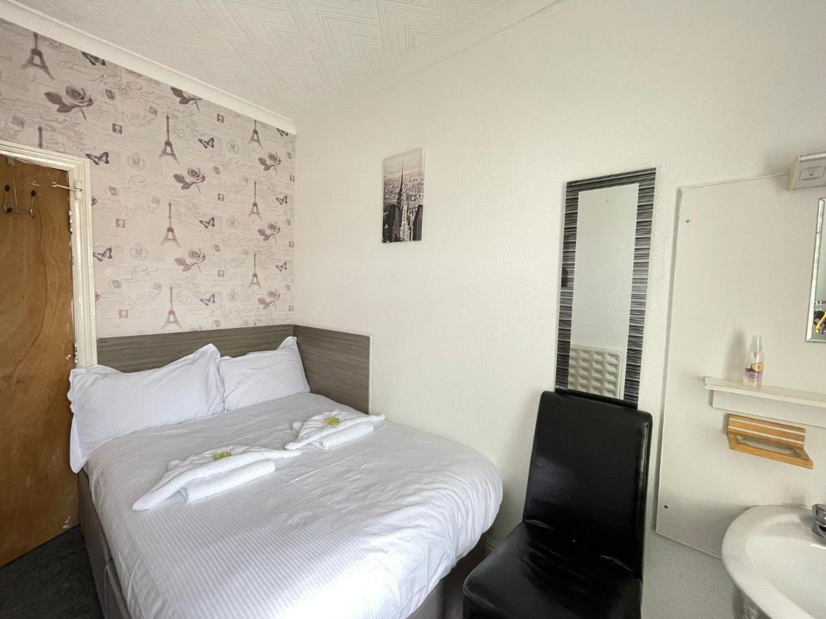 Hotel 33 Blackpool Exteriör bild