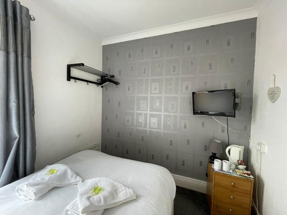 Hotel 33 Blackpool Exteriör bild
